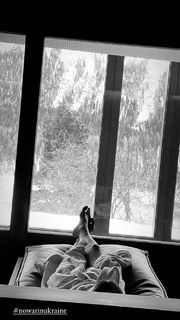 Federica Fontana feet photo thumbnail