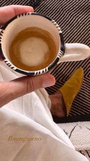 Federica Fontana feet photo thumbnail