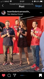 Federica Masolin feet photo thumbnail