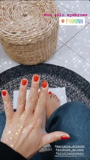 Federica Masolin feet photo thumbnail