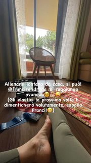 Federica Masolin feet photo thumbnail