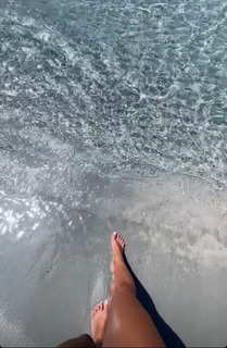 Federica Masolin feet photo thumbnail