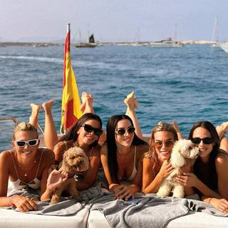 Federica Masolin feet photo thumbnail