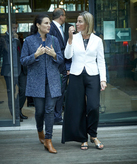 Federica Mogherini feet photo 17