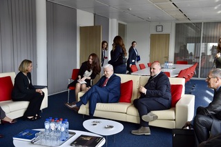 Federica Mogherini feet photo 15