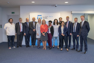Federica Mogherini feet photo 4
