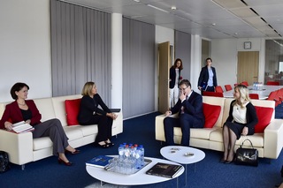 Federica Mogherini feet photo 14