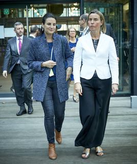 Federica Mogherini feet photo 13