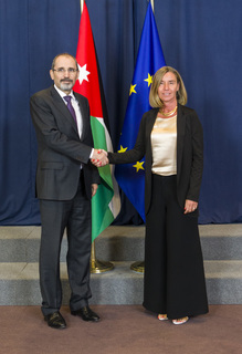 Federica Mogherini feet photo 10