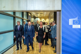 Federica Mogherini feet photo 1