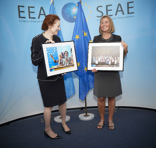 Federica Mogherini feet photo 13