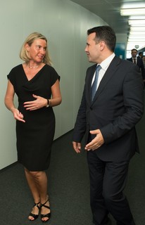 Federica Mogherini feet photo 17