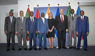 Federica Mogherini feet photo 1