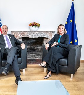 Federica Mogherini feet photo 12