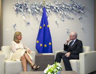 Federica Mogherini feet photo 15
