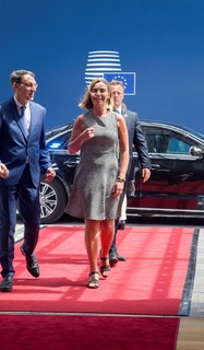 Federica Mogherini feet photo 11