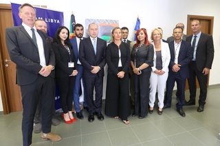 Federica Mogherini feet photo 19