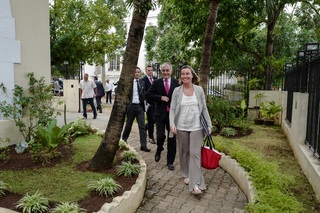 Federica Mogherini feet photo 5