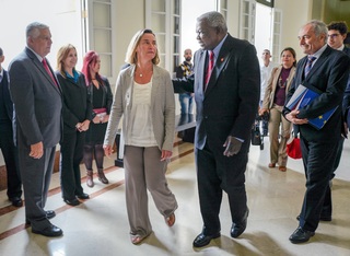 Federica Mogherini feet photo 4