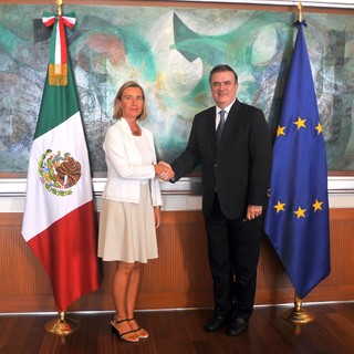 Federica Mogherini feet photo 19