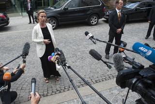 Federica Mogherini feet photo 3