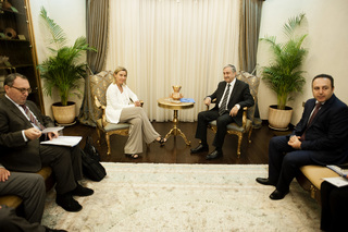 Federica Mogherini feet photo 19