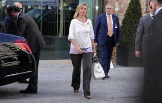 Federica Mogherini feet photo 18