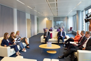 Federica Mogherini feet photo 16