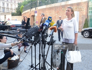 Federica Mogherini feet photo 7