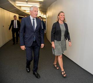 Federica Mogherini feet photo 17