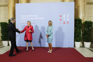 Federica Mogherini feet photo 7