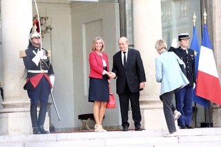 Federica Mogherini feet photo 11