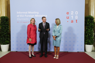 Federica Mogherini feet photo 6