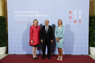 Federica Mogherini feet photo 1