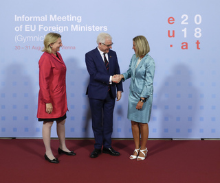 Federica Mogherini feet photo 19