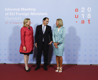 Federica Mogherini feet photo 10