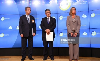 Federica Mogherini feet photo 15