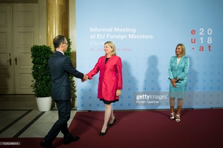 Federica Mogherini feet photo 10