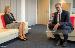 Federica Mogherini feet photo 4