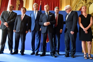 Federica Mogherini feet photo 16