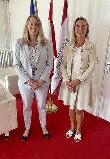 Federica Mogherini feet photo 8