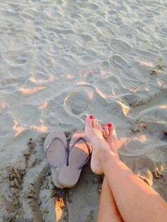 Federica Panicucci feet photo thumbnail