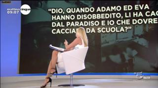 Federica Panicucci feet photo thumbnail