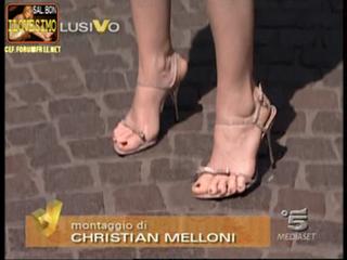 Federica Panicucci feet photo thumbnail