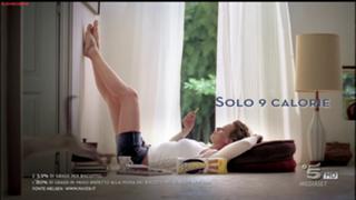 Federica Pellegrini feet photo thumbnail
