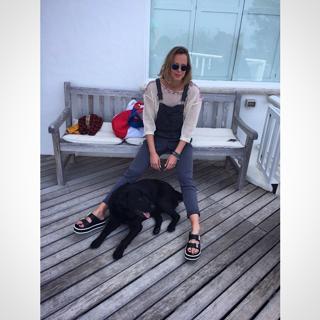 Federica Pellegrini feet photo thumbnail