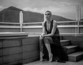 Federica Pellegrini feet photo thumbnail