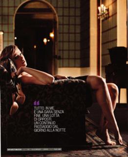 Federica Pellegrini feet photo thumbnail
