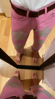 Federica Pellegrini feet photo thumbnail