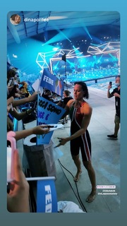 Federica Pellegrini feet photo thumbnail